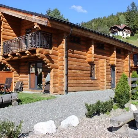 Modern Luxury With Free Parking Apartment Jenig