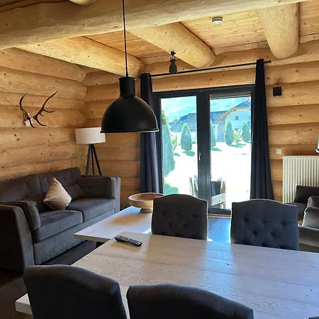 Modern Luxury With Free Parking Jenig